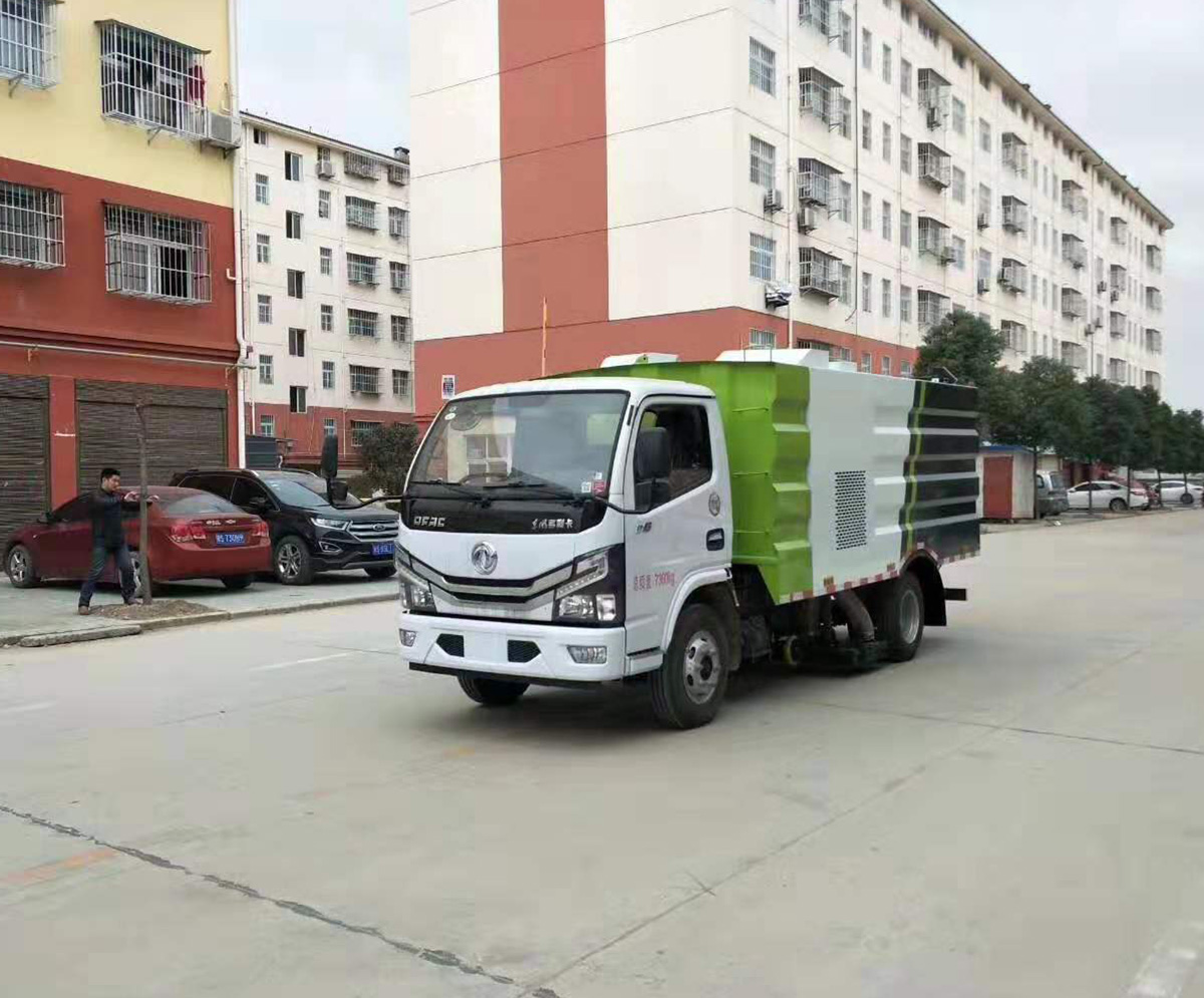 國六·東風多利卡【1方水 4方塵】吸塵車