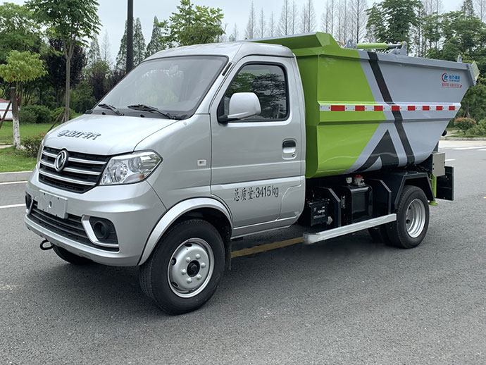 小康無泄漏自裝卸垃圾車