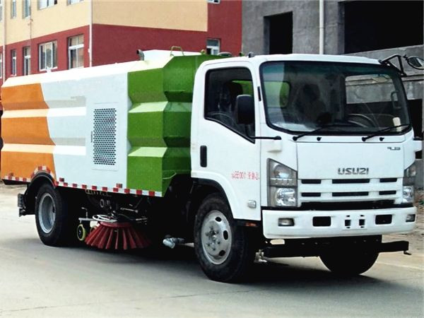 國六五十鈴洗掃車
