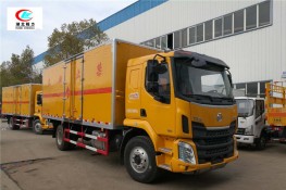 柳汽6.6米爆破器材運(yùn)輸車【一類】