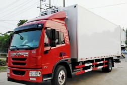 (廂長7.4米)解放龍V單橋冷藏車