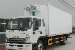 (廂長7.6米)江淮帥鈴W威斯達冷藏車