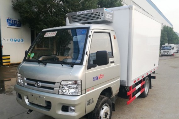 國六金杯新快運(yùn)面型冷藏車