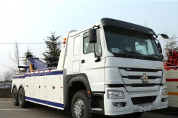 【一拖一】重汽豪沃后八輪清障車