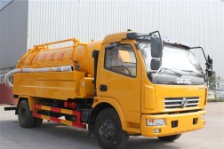東風D7清洗吸污車【水2.2方/污5.5方】