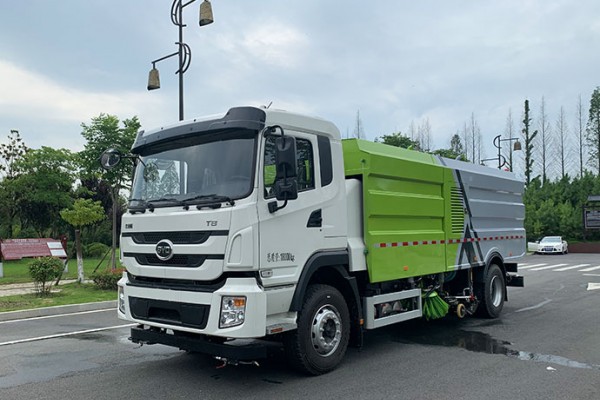 BYD8T  電動洗掃車