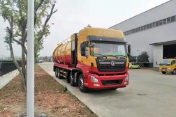 東風天龍前四后八32方清洗吸污車