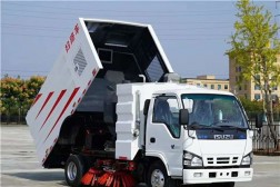 國六五十鈴掃路車