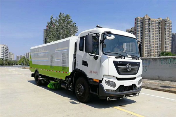 國六東風天然氣洗掃車