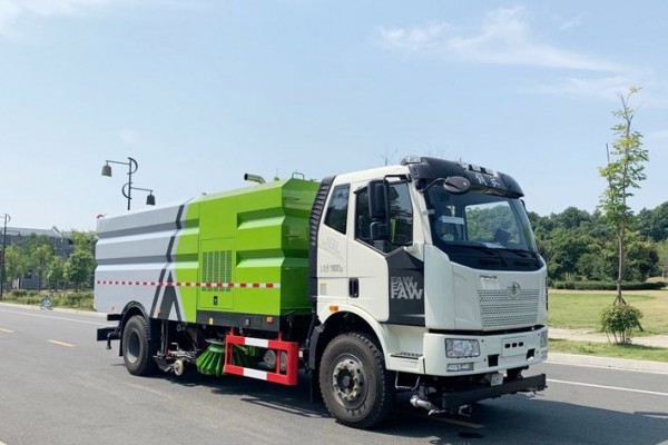 國六解放J6洗掃車