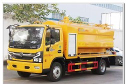 東風大多利卡10方清洗吸污車