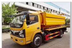 東風福瑞卡12.5方清洗吸污車