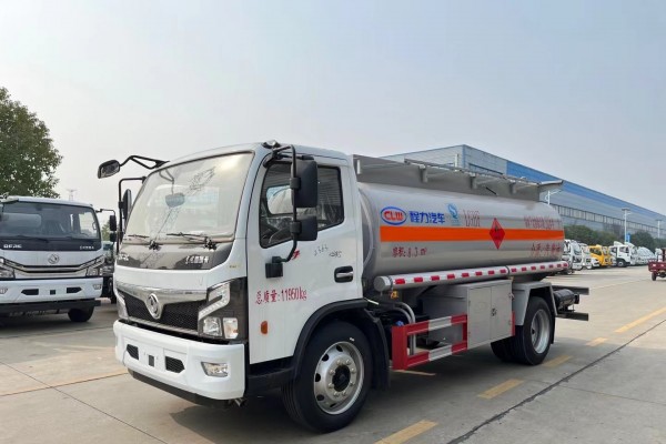 東風(fēng)D7加油車（10方）